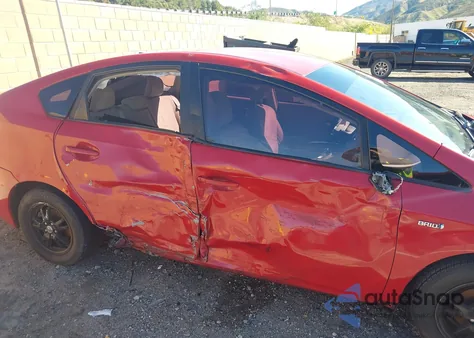 2014 Toyota Prius Two z USA, uszkodzony, nr VIN JTDKN3DU9E0356687